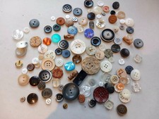 NEW - Bulk lot of Buttons