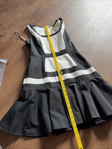 Sleeveless black and - sleeveless, black-and-white