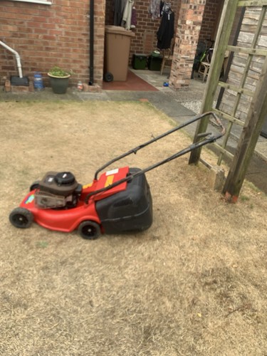 Briggs stratton petrol - stratton,