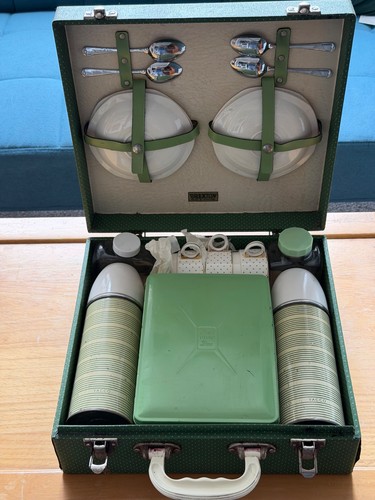 Vintaga brexton picnic set - picnic,