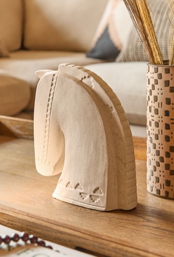 Next natural horse head - horse,