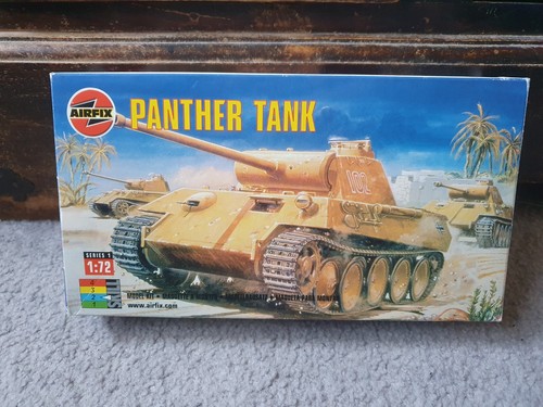 01302 airfix panther tank - 01302,