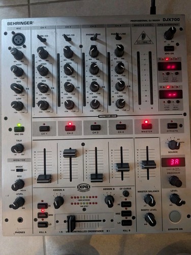 Behringer djx700 channel dj - behringer,