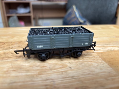 Gauge coal wagons - gauge,