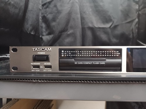 Tascam 3000 high - da-3000, definition