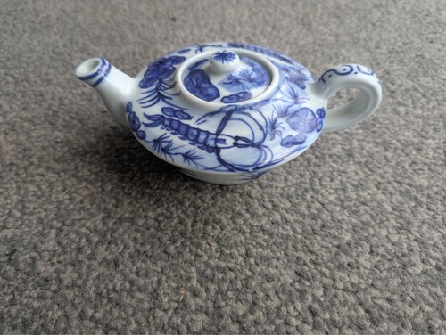 Blue white oriental - blue, style
