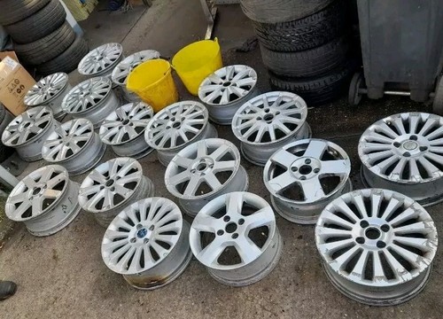 Various ford fiesta alloys - various,