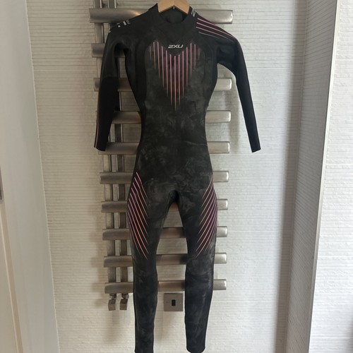 2xu propel wetsuit small - p, 1