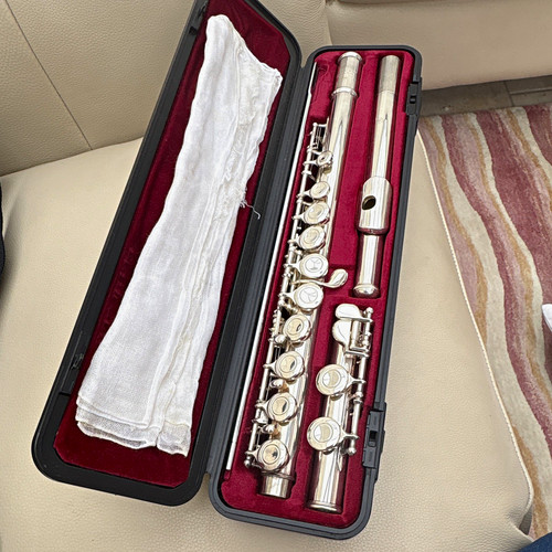 Yamaha f100sii concert flute - yamaha,