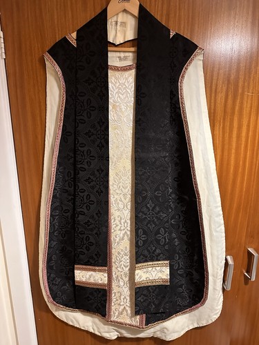 Priory vestments requiem mass - priory,