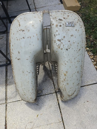 Quickly moped leg splash - moped,