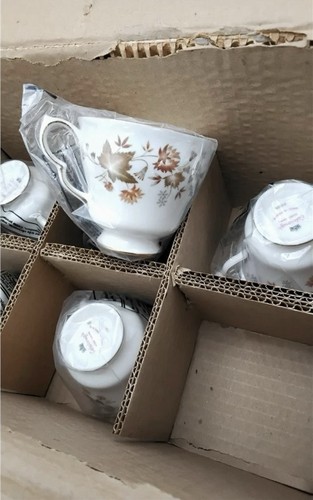 Avon bone china teaset - bone,