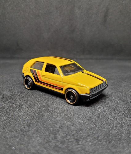 Hot wheels volkswagen golf - vw,