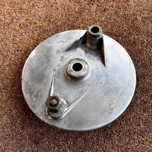 Triumph conical hub - hub, rear