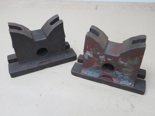 Cast iron vee blocks - cast,