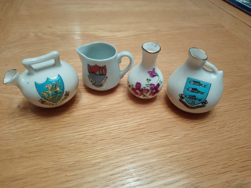 Anglo heraldic - anglo, &