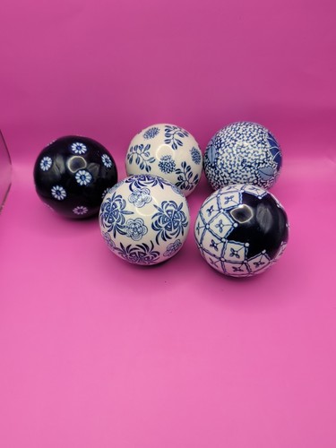 Vintage blue white - white, ceramic