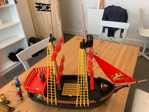 Playmobil pirate ship 5736 - pirate,