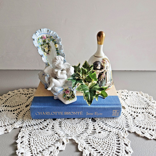 Decorative vignette porcelain - decorative,
