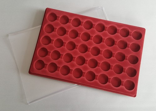 Red coin tray with 40x - coin,