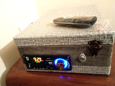 Vintage tube radio VIDOR CN