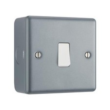  Masterplug Metal Clad 1-Gang 2-Way Light Switch MSTMC512