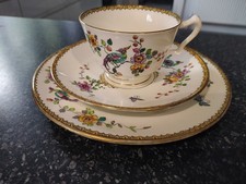 CROWN STAFFORDSHIRE BIRD OF