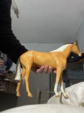 BESWICK HORSE FIGURINE THE