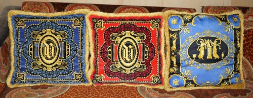 Three rrp 250 versace - three,