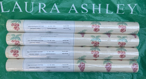 Laura ashley wallpaper - laura,
