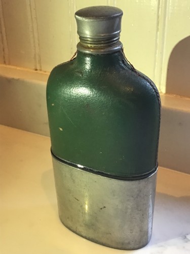 Vintage leather silver plate - /,