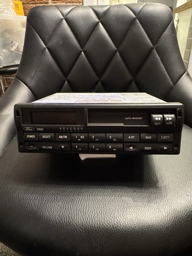 Ford sound 2000 - radio, cassette