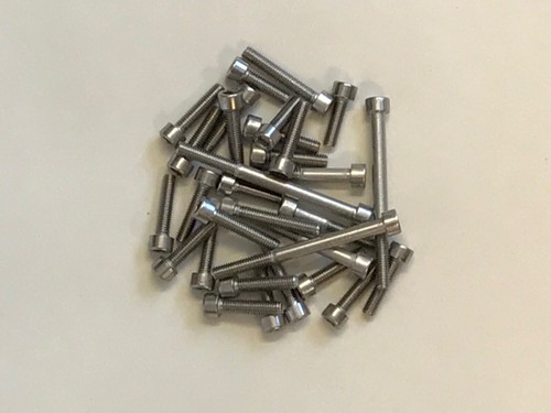 Stainless engine casing bolt - casing,