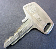 GENUINE SUZUKI KEY # 22 SINGLE