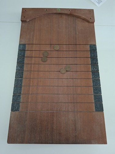 Shove half penny - board, with