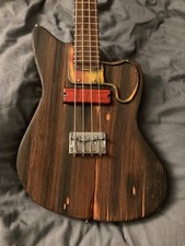 "Old" Electric Shortscale Bass