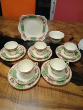 17 Pc Vintage Plant Tuscan