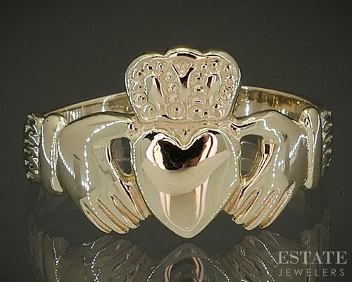 14k yellow gold irish claddagh - gold,