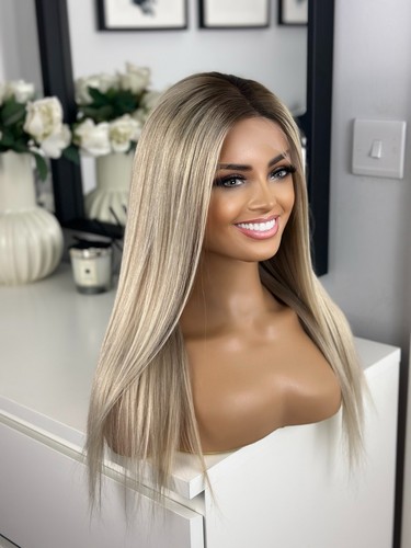 Rooted beige creamy platinum - rooted,