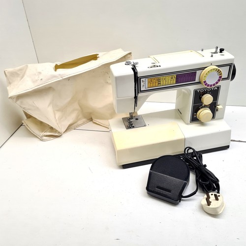 Toyota 8002 sewing machine - sewing,