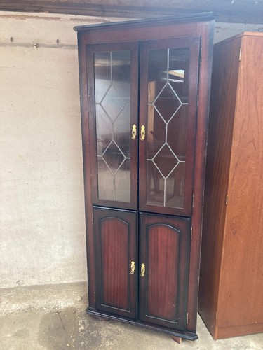 Corner display cabinet - display,