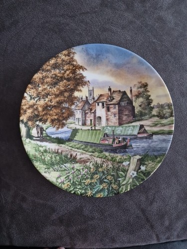 Royal worcester canal narrow - canal,