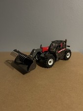 Universal Hobbies 1:32 Massey
