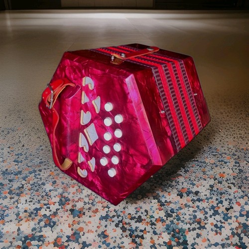 Vtg concertina accordion made - vtg, concertina/accordion