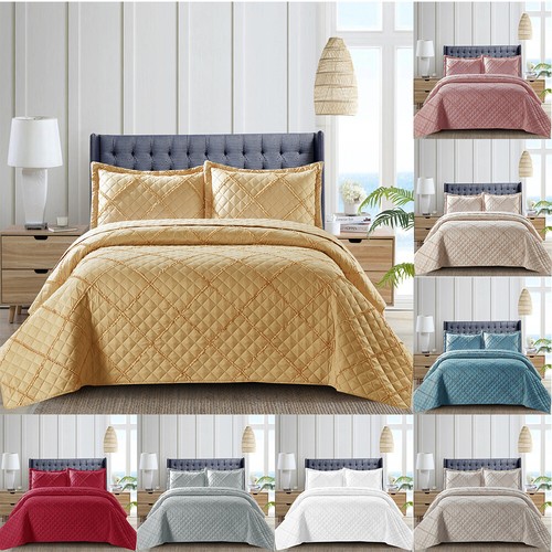 Piece quilted bedspread - quilted,