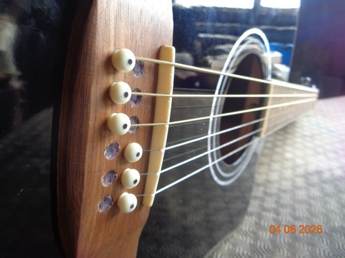 Wide neck electro acoustic - electro,