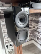 KEF R3 Bookshelf Speakers -
