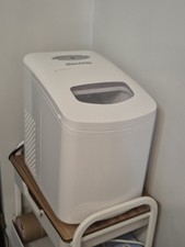 Electriq Countertop Ice Cube