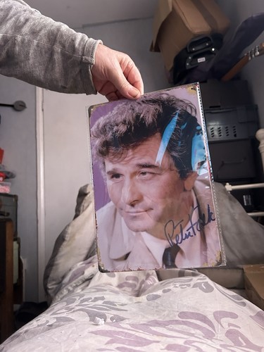 Peter falk columbo sign - as,