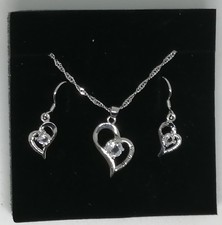 HEART SHAPED CRYSTAL &RHODIUM